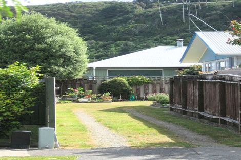Photo of property in 1/59 Gemstone Drive, Birchville, Upper Hutt, 5018