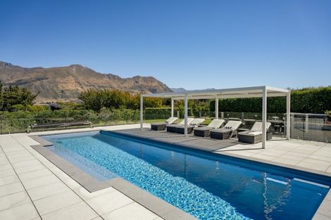 Photo of property in 314 Beacon Point Road, Wanaka, 9305