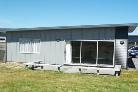 Photo of property in 27 Sandown Road, Te Horo Beach, Otaki, 5581