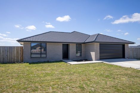 Photo of property in 6 Southdown Place, Kirwee, 7571