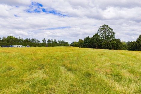 Photo of property in 360 Tauraroa Road, Maungakaramea, 0178