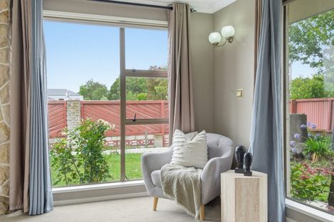 Photo of property in 219 Main North Road, Redwood, Christchurch, 8051