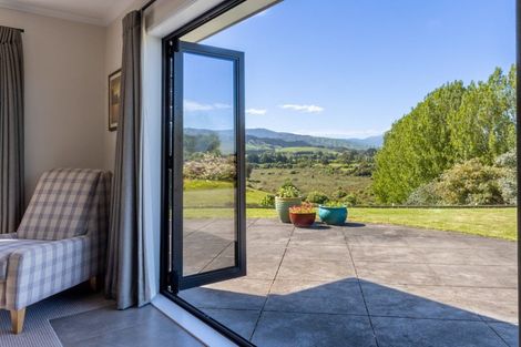 Photo of property in 205 Taylors Road, Otaki, 5583