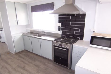 Photo of property in 21 Ariki Place, Hei Hei, Christchurch, 8042