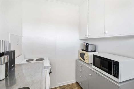 Photo of property in 213 Jervois Road, Herne Bay, Auckland, 1011