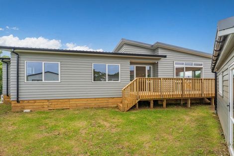 Photo of property in 21 Meadow Drive, Whitianga, 3510