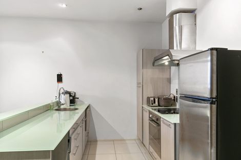 Photo of property in Hb Apartments, 4/3 Holland Street, Te Aro, Wellington, 6011