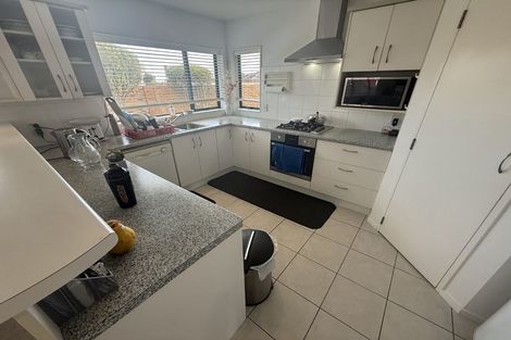 Photo of property in 1/338 Mount Albert Road, Mount Roskill, Auckland, 1041