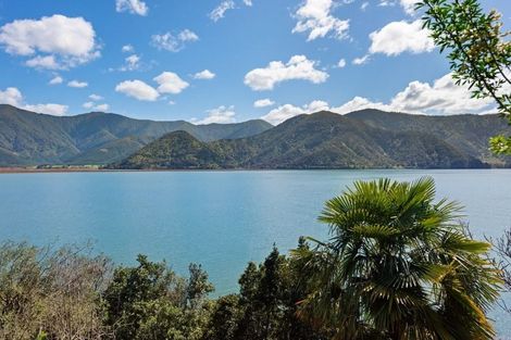 Photo of property in 4 Cook Street, Havelock, 7100