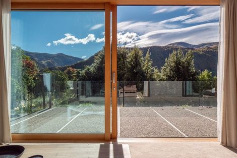 Photo of property in 11 Stafford Street, Arrowtown, 9302