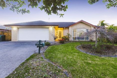 Photo of property in 35 Croftview Road, Wattle Downs, Auckland, 2103