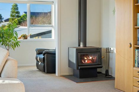 Photo of property in 50 Moana Street, Otaki Beach, Otaki, 5512