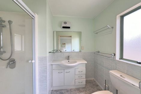 Photo of property in 6 Waylen Place, Burswood, Auckland, 2013