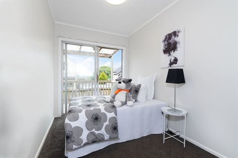 Photo of property in 1/38 Elliott Avenue, Bayview, Auckland, 0629