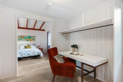 Photo of property in 22 Korotaha Terrace, Rothesay Bay, Auckland, 0630