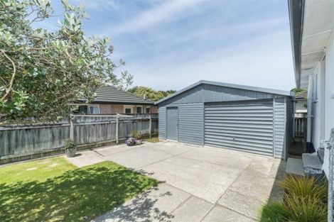 Photo of property in 2 Belfast Place, Roslyn, Palmerston North, 4414