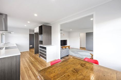 Photo of property in 38 Angelo Avenue, Howick, Auckland, 2014