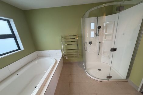 Photo of property in 16 Charlotte Way, Raumati South, Paraparaumu, 5032