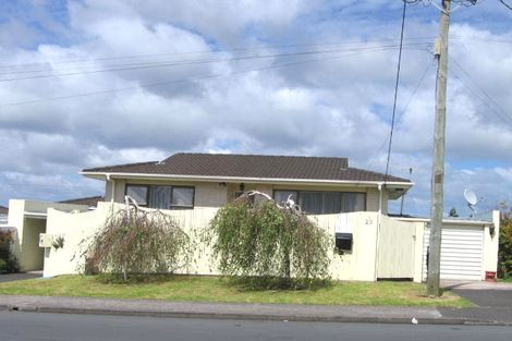 Photo of property in 23b Target Road, Totara Vale, Auckland, 0629