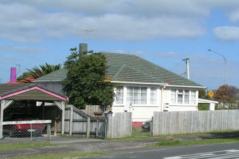 Photo of property in 1a Woodside Avenue, Northcote, Auckland, 0627
