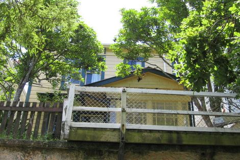 Photo of property in 6 North Terrace, Kelburn, Wellington, 6012