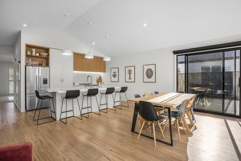 Photo of property in 30 Orchard Road, Greytown, 5712