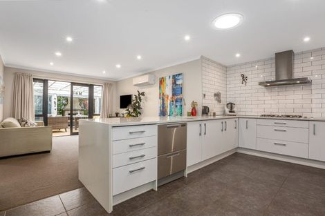 Photo of property in 15 Ashwood Street, Woodridge, Wellington, 6037