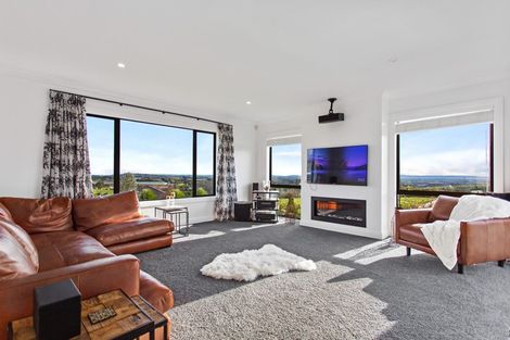 Photo of property in 6 Bernora Crescent, Bombay, 2675