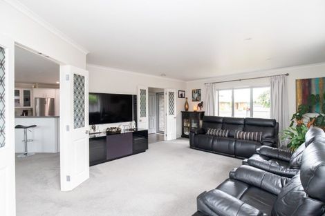 Photo of property in 10 Harris Place, Ngatea, 3503