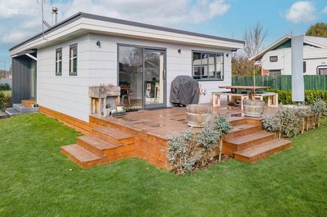 Photo of property in 96 Main North Road, Woodend, 7610