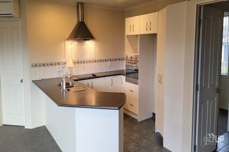 Photo of property in 13 Gendo Avenue, Henderson, Auckland, 0612