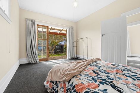 Photo of property in 33 Mako Mako Road, Levin, 5510