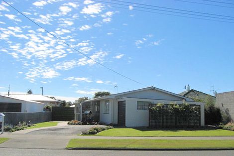 Photo of property in 2a Balmoral Street, Oamaru North, Oamaru, 9400