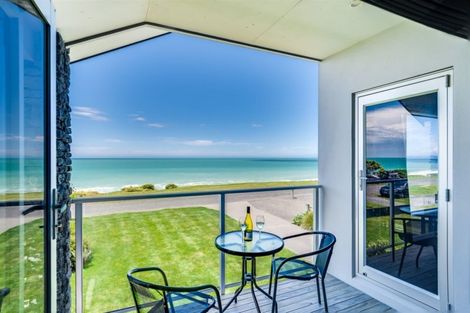 Photo of property in 122 North Shore Road, Eskdale, Napier, 4182