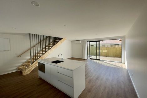 Photo of property in 3/45 Division Street, Riccarton, Christchurch, 8041