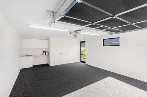 Photo of property in 6 Wallace Place, Wanaka, 9305