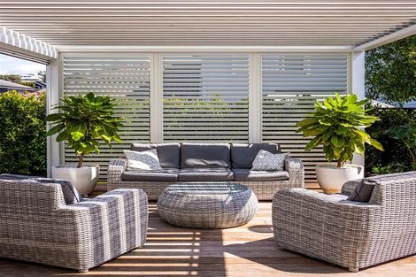 Photo of property in 44 Milford Road, Milford, Auckland, 0620