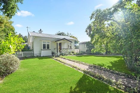 Photo of property in 11 Young Street, Claudelands, Hamilton, 3214