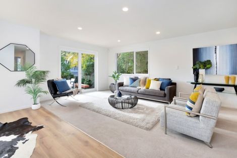 Photo of property in 52c Wainui Avenue, Point Chevalier, Auckland, 1022