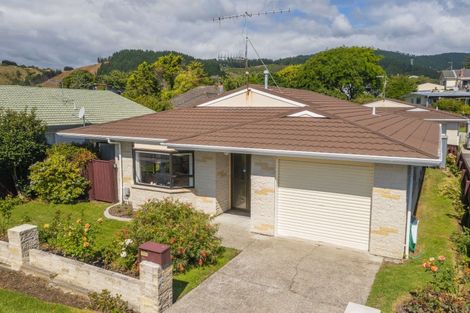 Photo of property in 8a Warrimoo Street, Paraparaumu, 5032