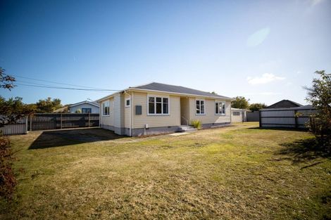Photo of property in 13 Mcgregors Road, Bromley, Christchurch, 8062