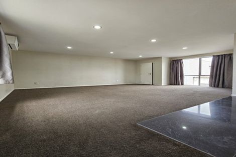 Photo of property in 24c Grande Vue Road, Papatoetoe, Auckland, 2025