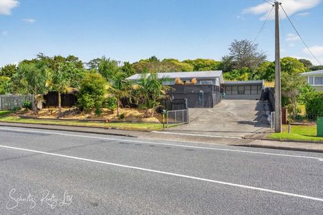 Photo of property in 27 Hurndall Street East, Maungaturoto, 0520