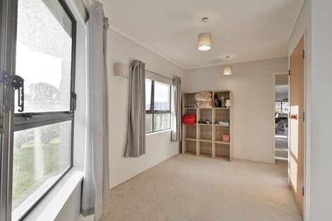 Photo of property in 1a Reeve Drive, Havelock North, 4130