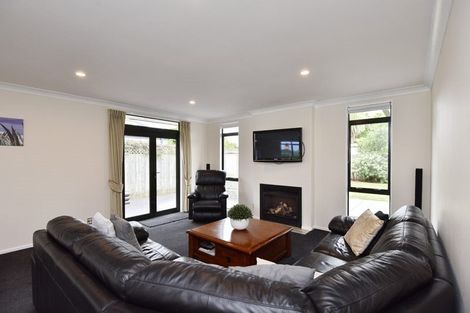 Photo of property in 11 Fishermans Rest, Waimairi Beach, Christchurch, 8083