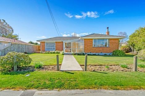 Photo of property in 1 Taiaroa Place, Southbridge, 7602