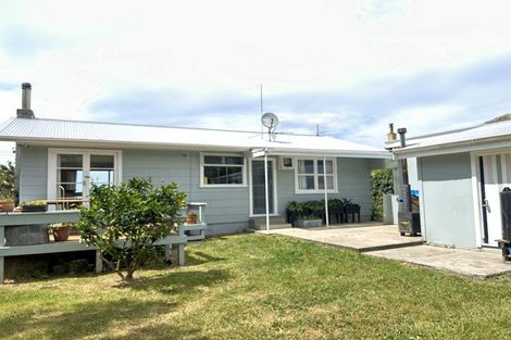 Photo of property in 45 Moana Road, Okitu, Gisborne, 4010