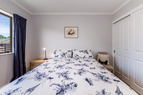 Photo of property in 17 Te Kupe Road, Paraparaumu Beach, Paraparaumu, 5032