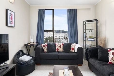 Photo of property in Hobson Court Flats, 56/70 Hobson Street, Thorndon, Wellington, 6011