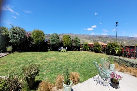 Photo of property in 55 Missy Crescent, Mount Pisa, Cromwell, 9383